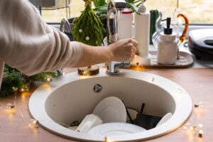 Jak rozwiązać problem z przeciekającą wanną z hydromasażem?