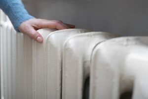 Jak skutecznie odpowietrzyć instalację centralnego ogrzewania