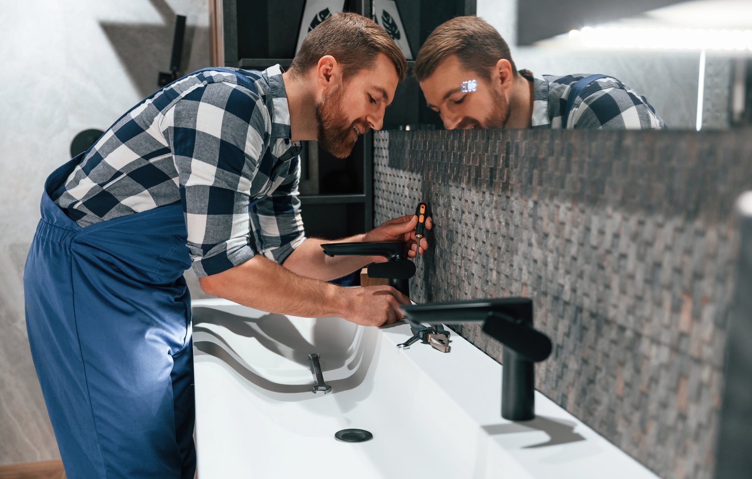 Wymiana armatury łazienkowej – praktyczny poradnik dla początkujących