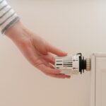 Jak naprawić kapający zawór grzejnikowy bez wzywania hydraulika