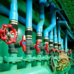 Co powoduje hałas w instalacji wodnej podczas nocy? Analiza dźwięków