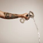 Dlaczego woda z kranu ma metaliczny posmak po remoncie? Przyczyny i rozwiązania