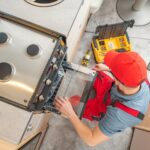 Jak rozpoznać uszkodzoną grzałkę w piecyku elektrycznym? Symptomy awarii