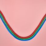 Co powoduje niestabilne napięcie w sieci domowej? Diagnostyka wahań prądu