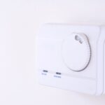 Dlaczego bojler wyłącza się przed osiągnięciem zadanej temperatury? Analiza termostatu